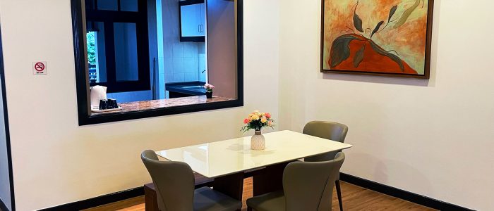aranda chalet dining room